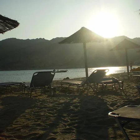 Galini アパートホテル