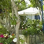 Galini מלון דירות 3*
