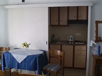 Galini מלון דירות איוס חורה